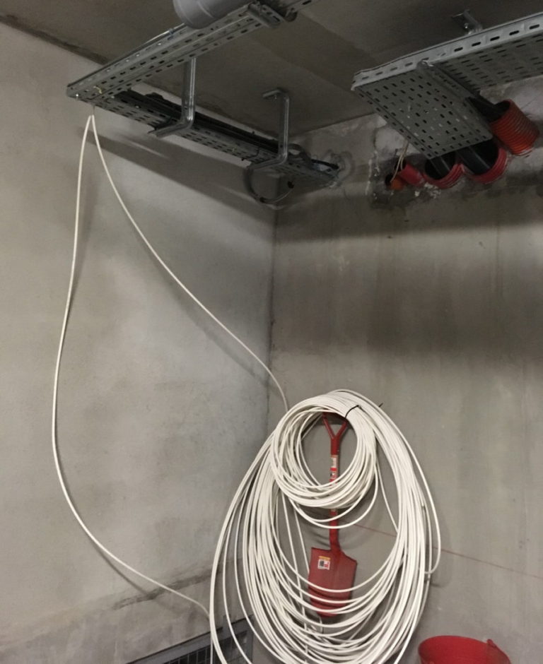 REPORTAGE installation de la fibre dans un immeuble résidentiel AEM Blog